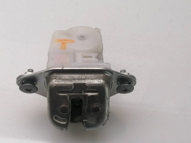 Fecho de tampa de porta-malas (de 3ª/5ª porta traseira) 63032FG100 SUBARU