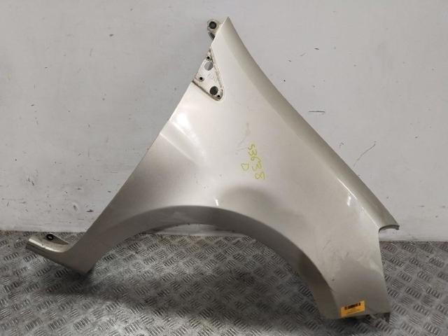 Pára-lama dianteiro direito 631003362R RENAULT