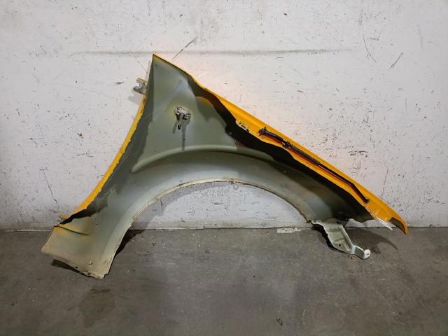 Pára-lama dianteiro esquerdo Nissan Navara D40
