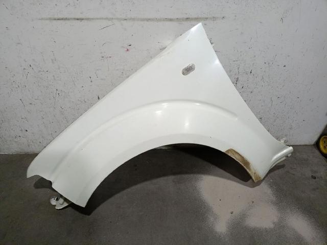 Pára-lama dianteiro esquerdo Nissan Navara D40