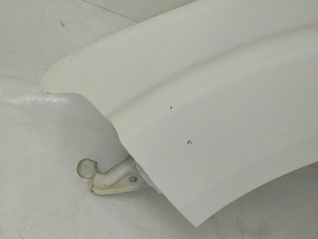 Pára-lama dianteiro esquerdo Nissan Navara D40