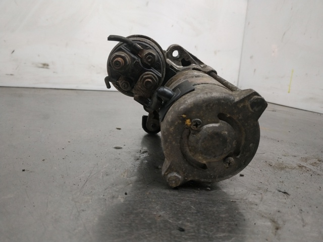Motor de arranco 63113001 BMW