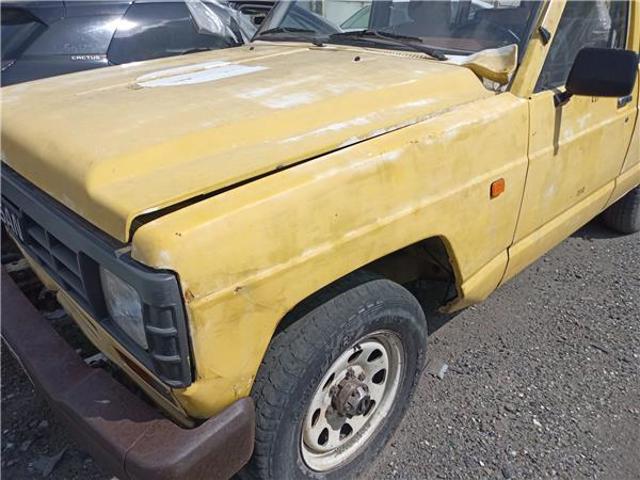 Pára-lama dianteiro esquerdo para Nissan Patrol Y60
