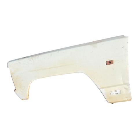 Pára-lama dianteiro esquerdo para Nissan Patrol K260