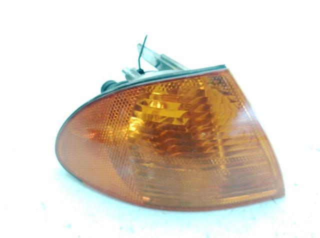 Luz intermitente no pára-lama direito 63138370720 BMW
