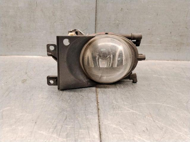 Luzes de nevoeiro esquerdas 63176900221 BMW