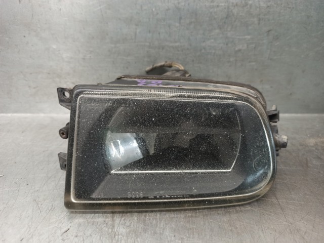 Luzes de nevoeiro direitas 63178360576 BMW