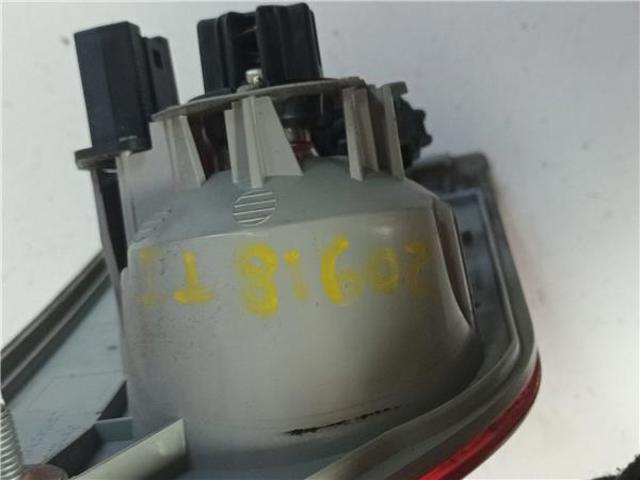 Lanterna traseira esquerda interna 63213420203 BMW