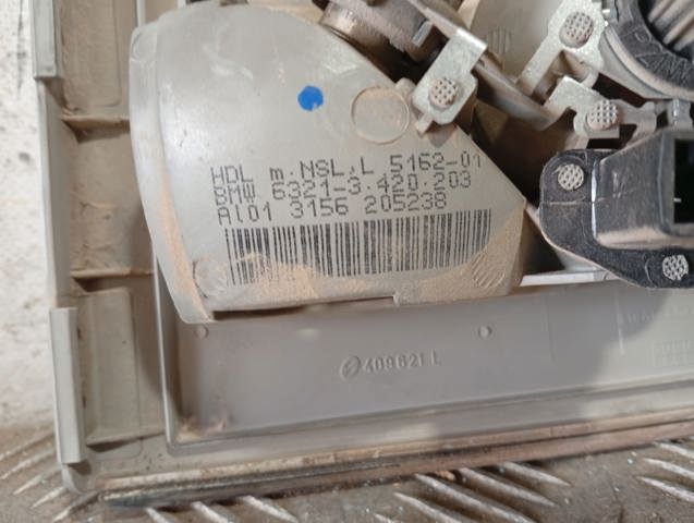 Lanterna traseira esquerda interna 63213420203 BMW