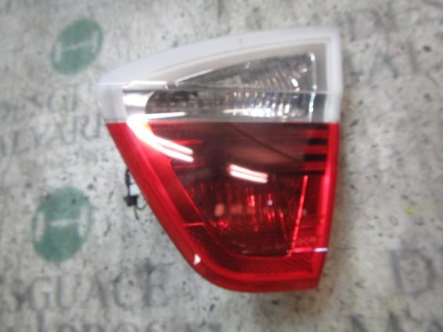 Lanterna traseira direita interna 63216937460 BMW
