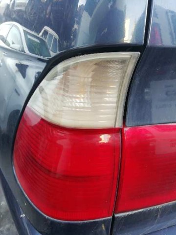 Lanterna traseira esquerda externa 63217164475 BMW