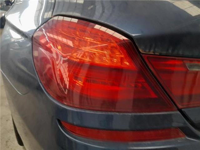Lanterna traseira esquerda 63217210575 BMW