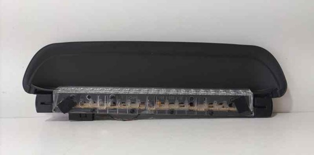 Sinal de parada traseiro adicional para BMW 5 E60