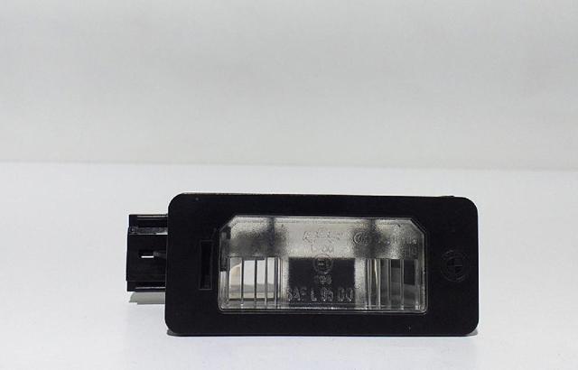 Lanterna da luz de fundo de matrícula traseira 63267165646 BMW