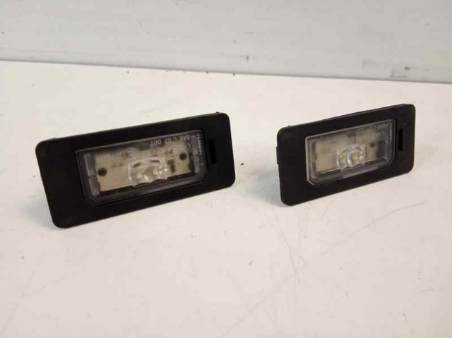Lanterna da luz de fundo de matrícula traseira 63267193293 BMW