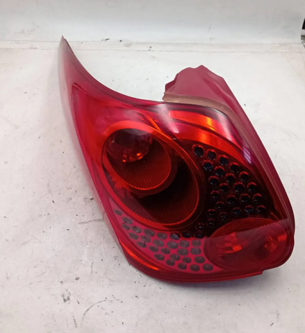 Lanterna traseira esquerda 6350CT PEUGEOT