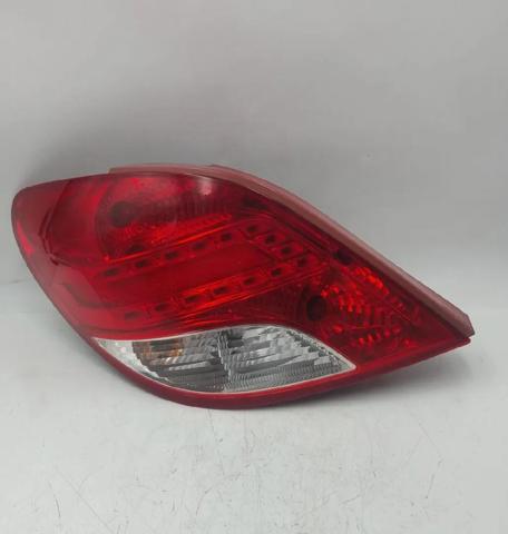 Lanterna traseira esquerda 6350HQ PEUGEOT