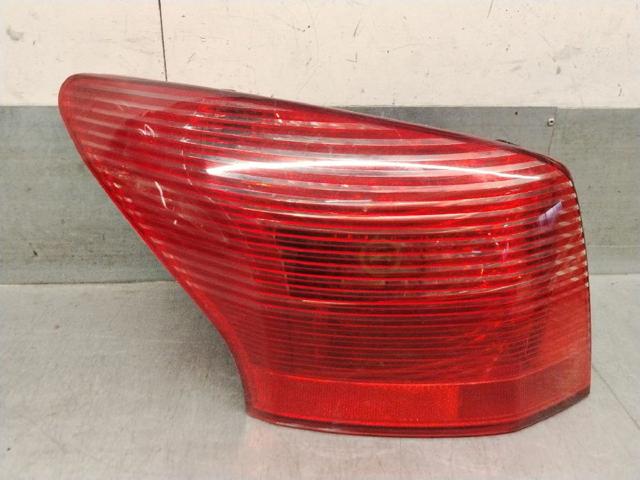 Lanterna traseira esquerda externa 6350T3 PEUGEOT