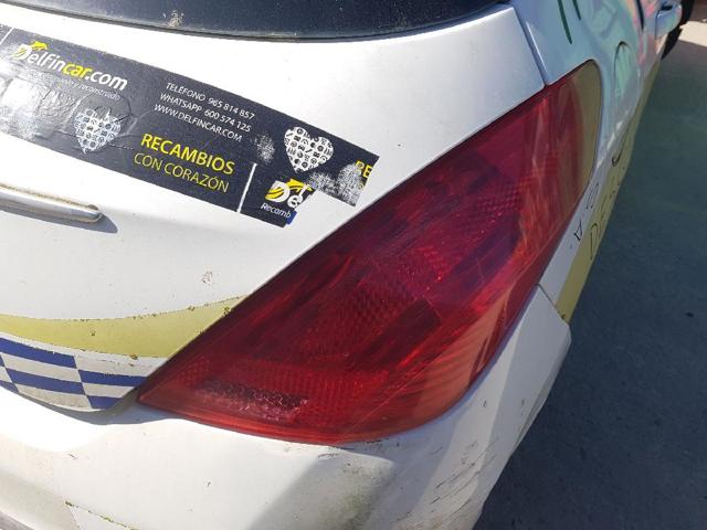 Lanterna traseira direita 6351CV PEUGEOT