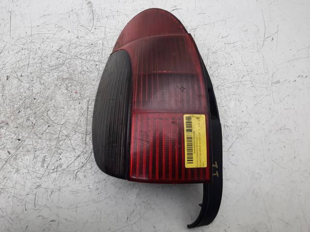 Lanterna traseira direita 6351J3 PEUGEOT
