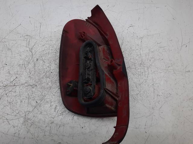 Lanterna traseira direita 6351J3 PEUGEOT