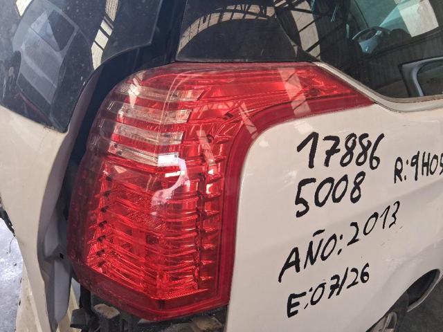 Lanterna traseira direita 6351KH PEUGEOT