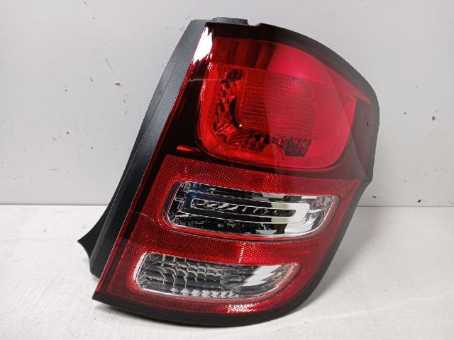 Lanterna traseira direita externa 6351KQ PEUGEOT