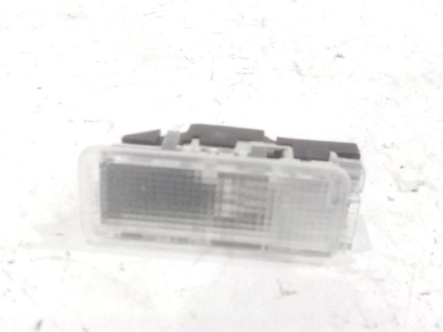 Lâmpada de iluminação de porta-malas 6362N6 PEUGEOT