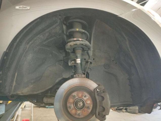 Guarda-barras direito do pára-lama dianteiro para Nissan Murano Z51