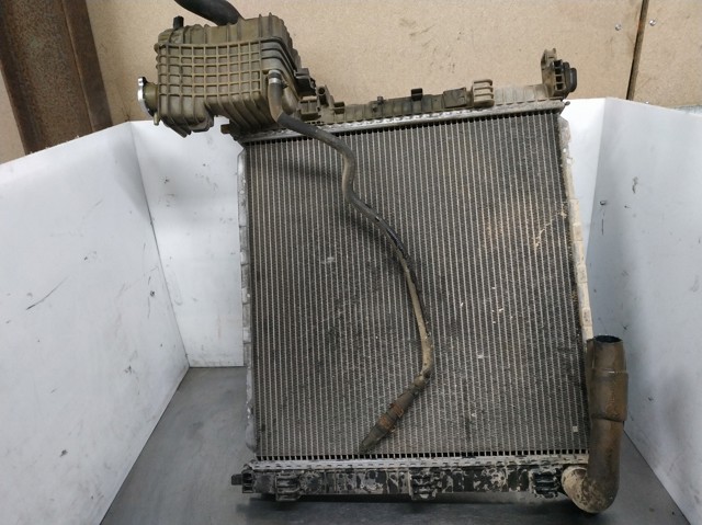 Radiador de esfriamento de motor 6385012701 MERCEDES
