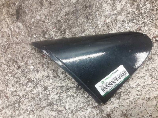 Placa sobreposta externa dianteira direita de suporte de carroçaria 6388110507 MERCEDES