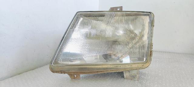 Luz esquerda 6388200061 MERCEDES