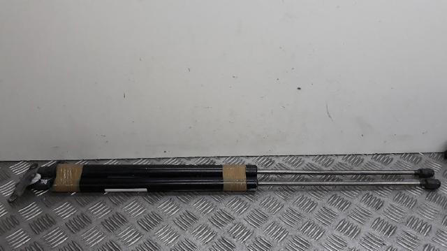 6389800364 Mercedes