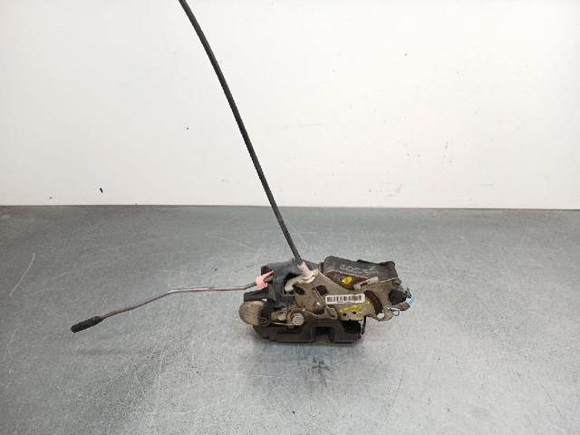 Fecho da porta dianteira esquerda 6397200435 MERCEDES