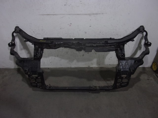 Suporte do radiador montado (painel de montagem de fixação das luzes) 641012B000 HYUNDAI