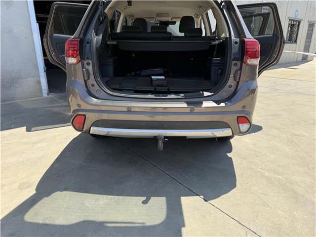 Pára-choque traseiro 6410D250 MITSUBISHI
