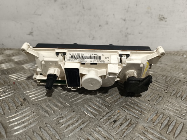 64111502214 BMW