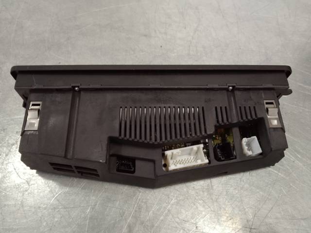 64116917004 BMW