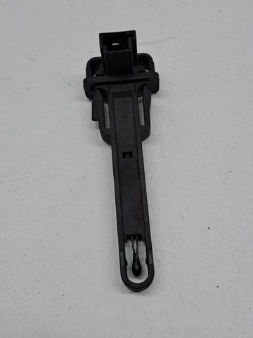 64116930015 BMW