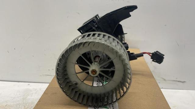 64116933910 BMW