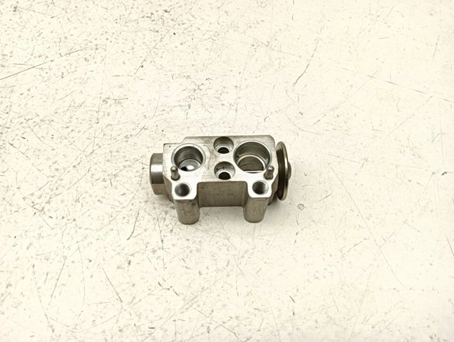 64119226078 BMW