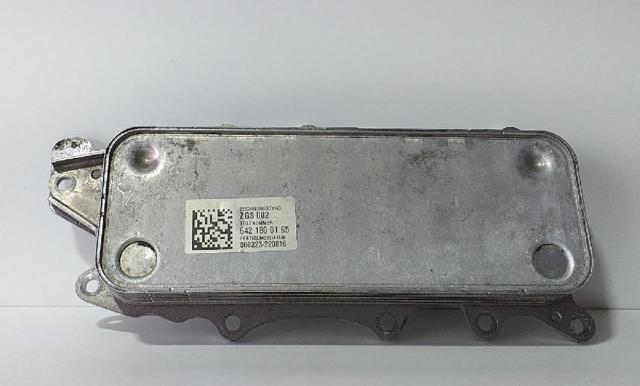 Radiador de óleo (frigorífico), debaixo de filtro 6421800165 MERCEDES