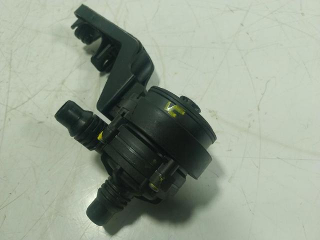 64218840613 BMW