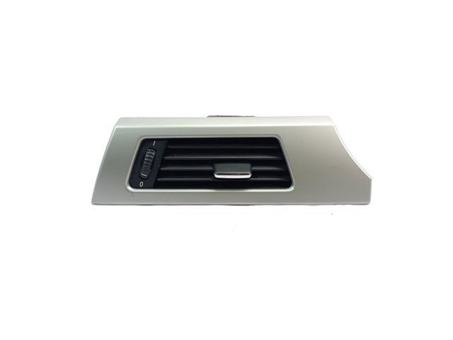 Grelha esquerda de ventilação de salão no "painel de instrumentos" 64226922633 BMW