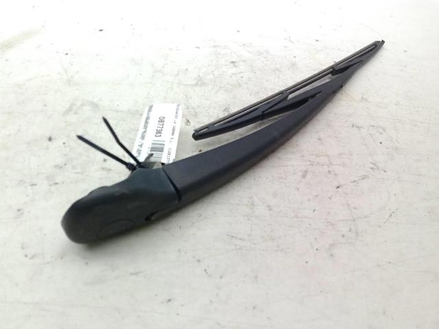 Braço de limpa-pára-brisas de vidro traseiro 6429FL PEUGEOT
