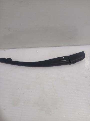 Braço de limpa-pára-brisas de vidro traseiro 6429T8 PEUGEOT