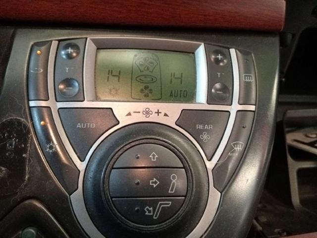 Unidade de controlo dos modos de aquecimento/condicionamento Peugeot 807  E ao melhor preço
