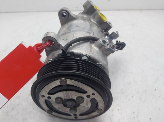 64525A5C710 BMW