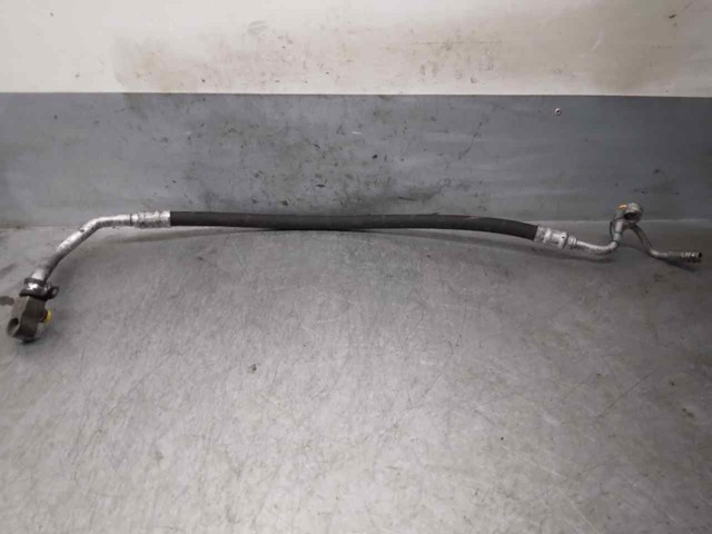 Mangueira de aparelho de ar condicionado, desde o compressor até o radiador 64533448288 BMW