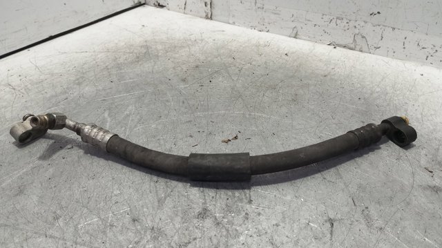 Mangueira de aparelho de ar condicionado, desde o compressor até o radiador 64536908754 BMW